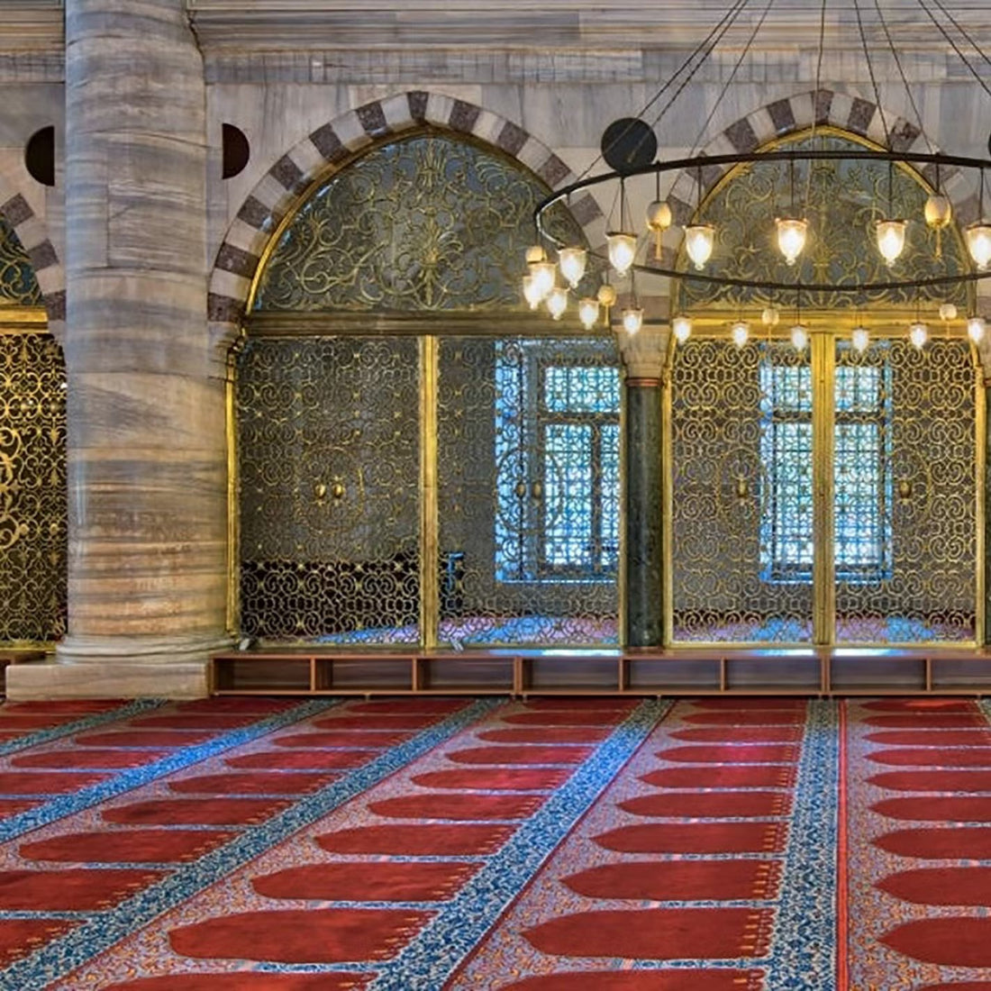 Mosque Carpets in Lebanon – Complete Guide to Prayer Carpets with Saff Lines | Tapis Dbouk