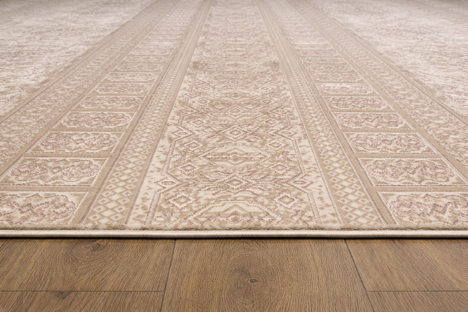 Harir Zumrut 44 Traditional Beige & Pink Carpet – Elegant Vintage Pattern Luxury Area Rug