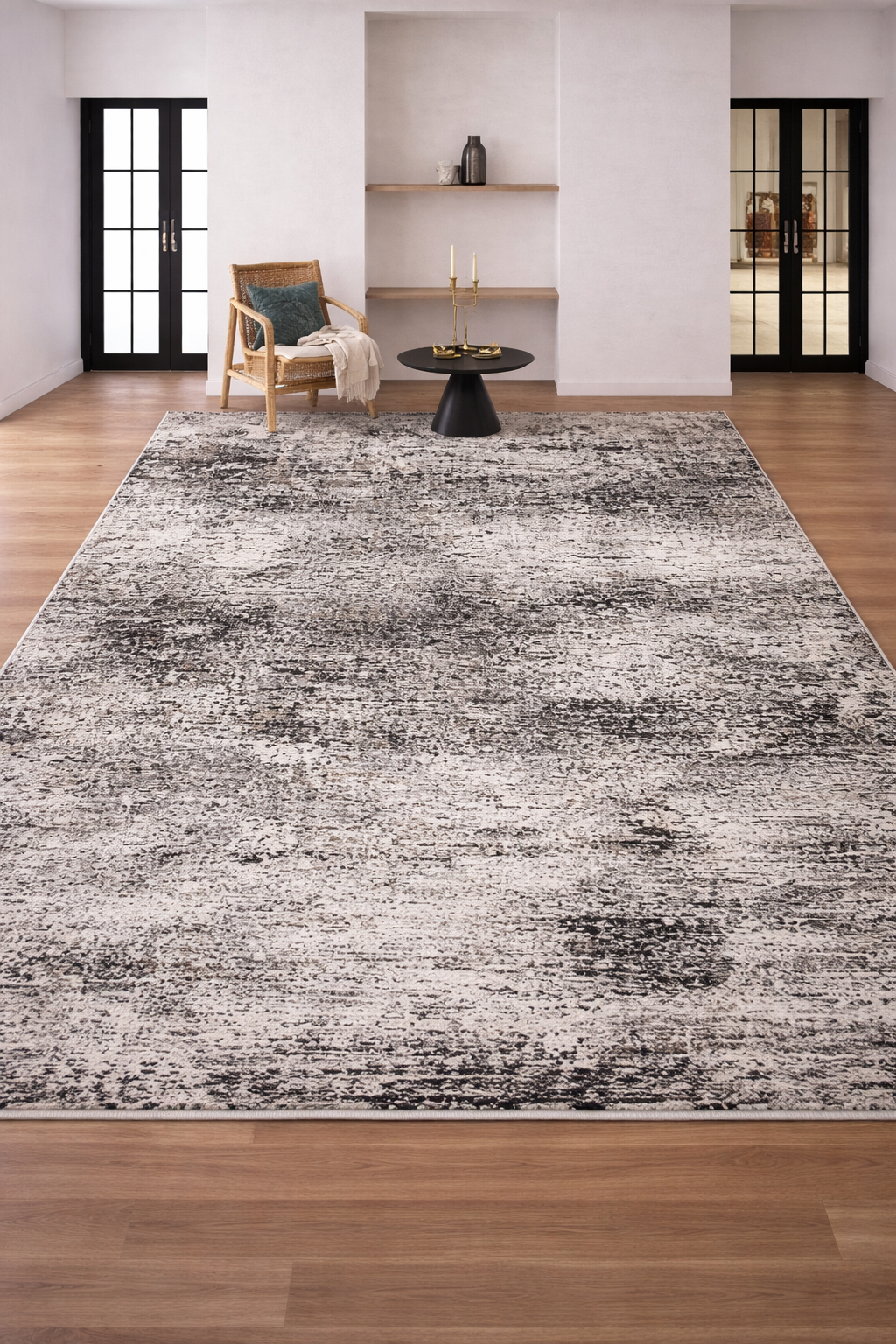 Efes 82 Grey & Black Abstract Carpet – Stylish & Practical for Home Interiors
