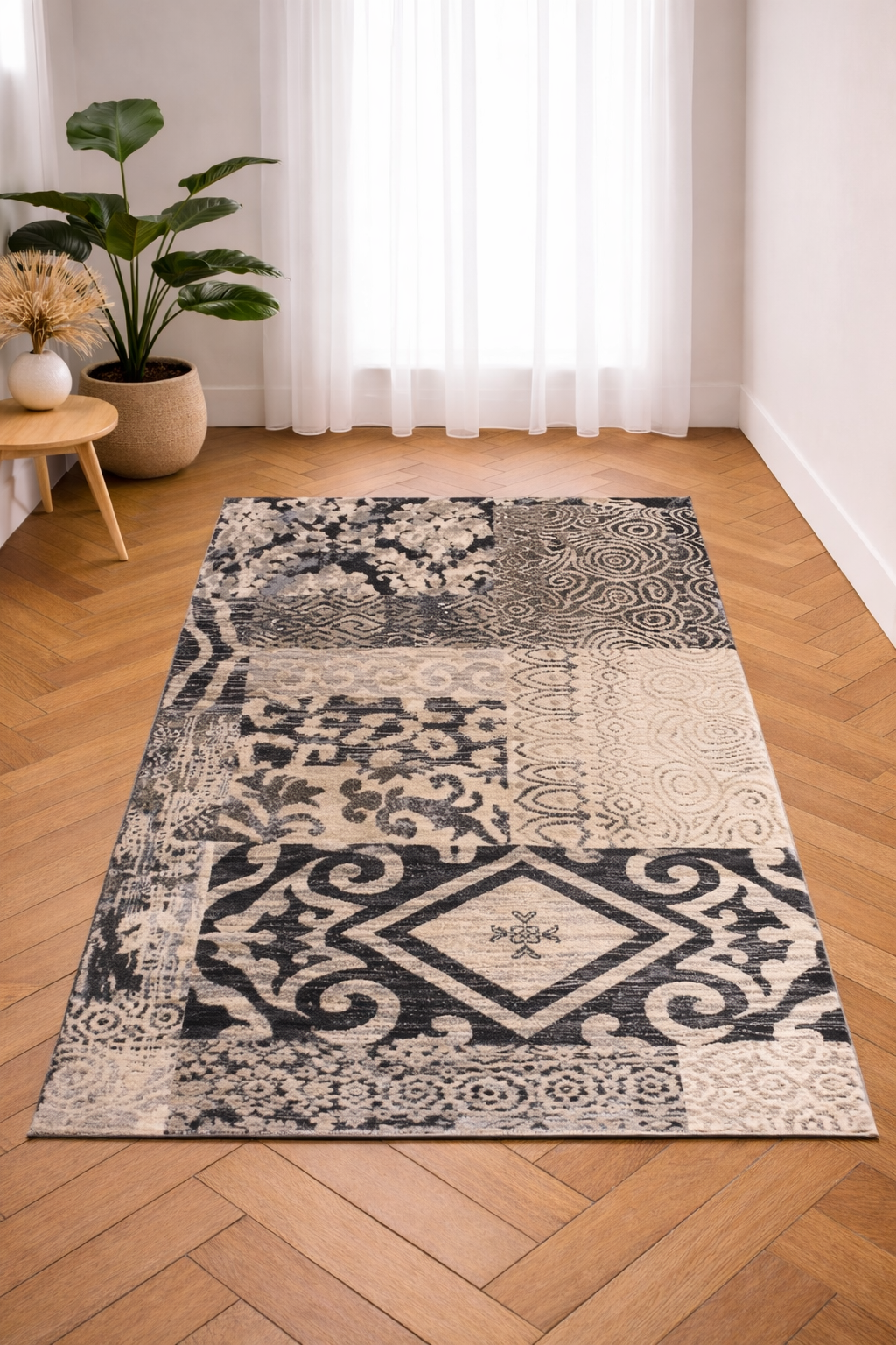 Capital Grey Vintage Carpet – Timeless Geometric Elegance for Modern Spaces