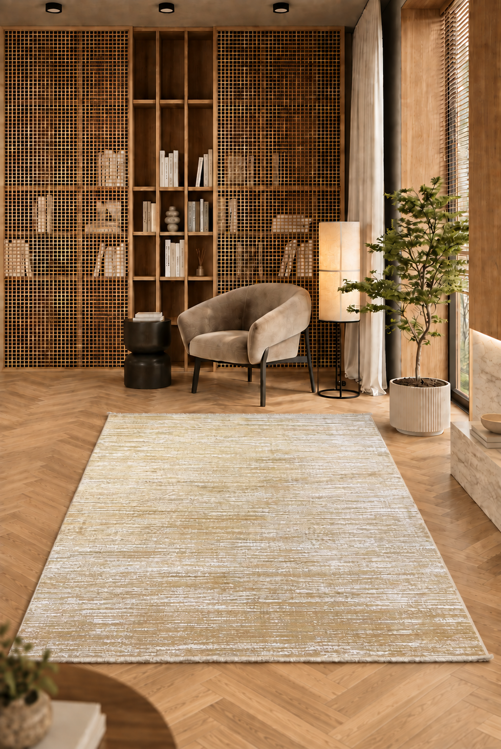 Leon “Golden Horizon” Thin Art Silk Carpet – Timeless Minimal Elegance