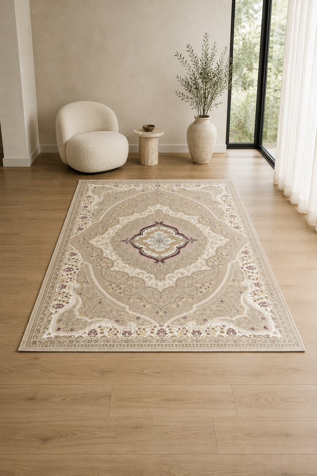 Shakespeare “Royal Garden Medallion” Classic Carpet – Beige Floral Vintage Rug