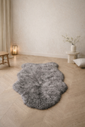 Wolf Faux Fur Grey Anthracite Carpet – Luxury Plush Sheepskin Style Rug