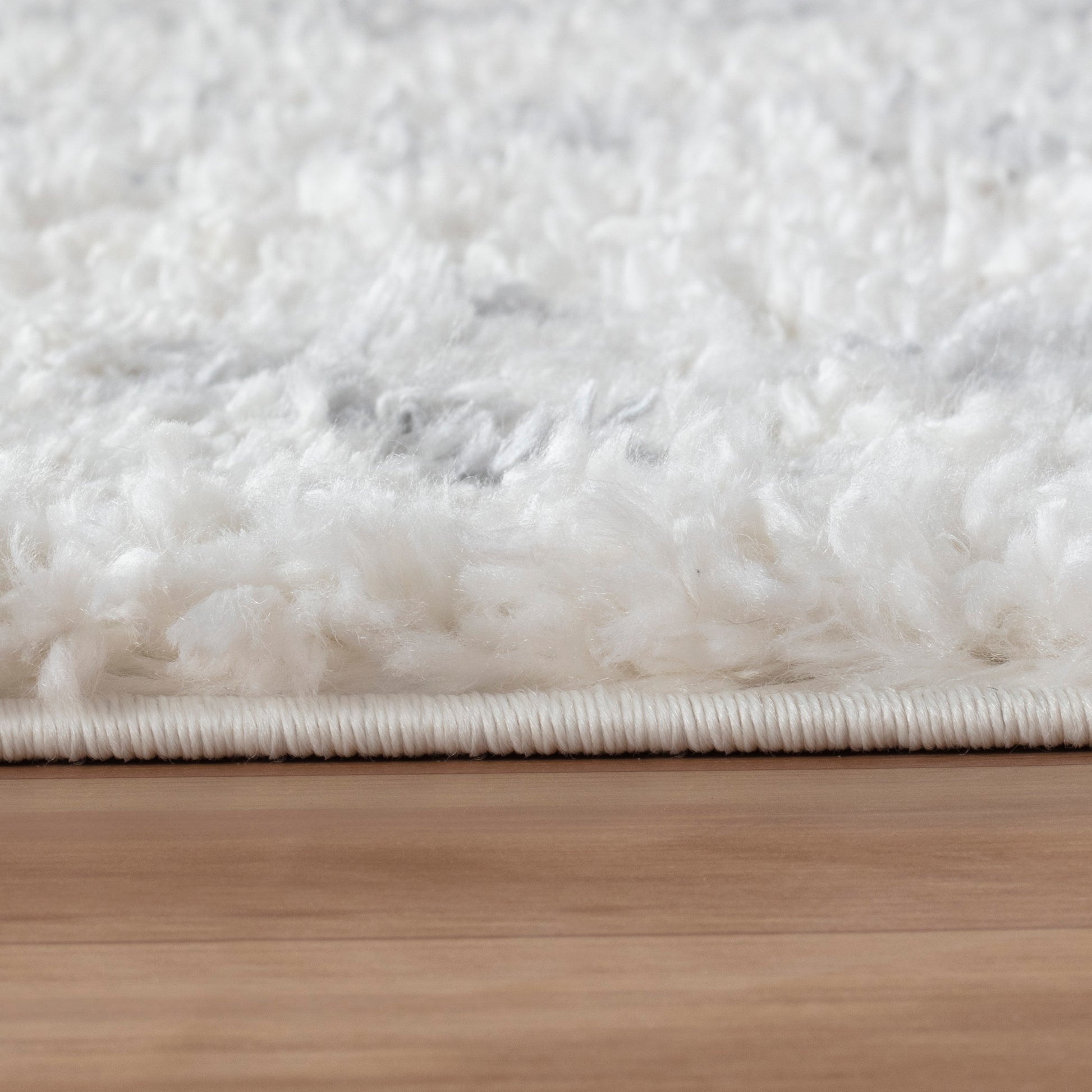 Panama Shaggy 08685A Grey & Cream Carpet – Stylish Contrast with Cozy Texture