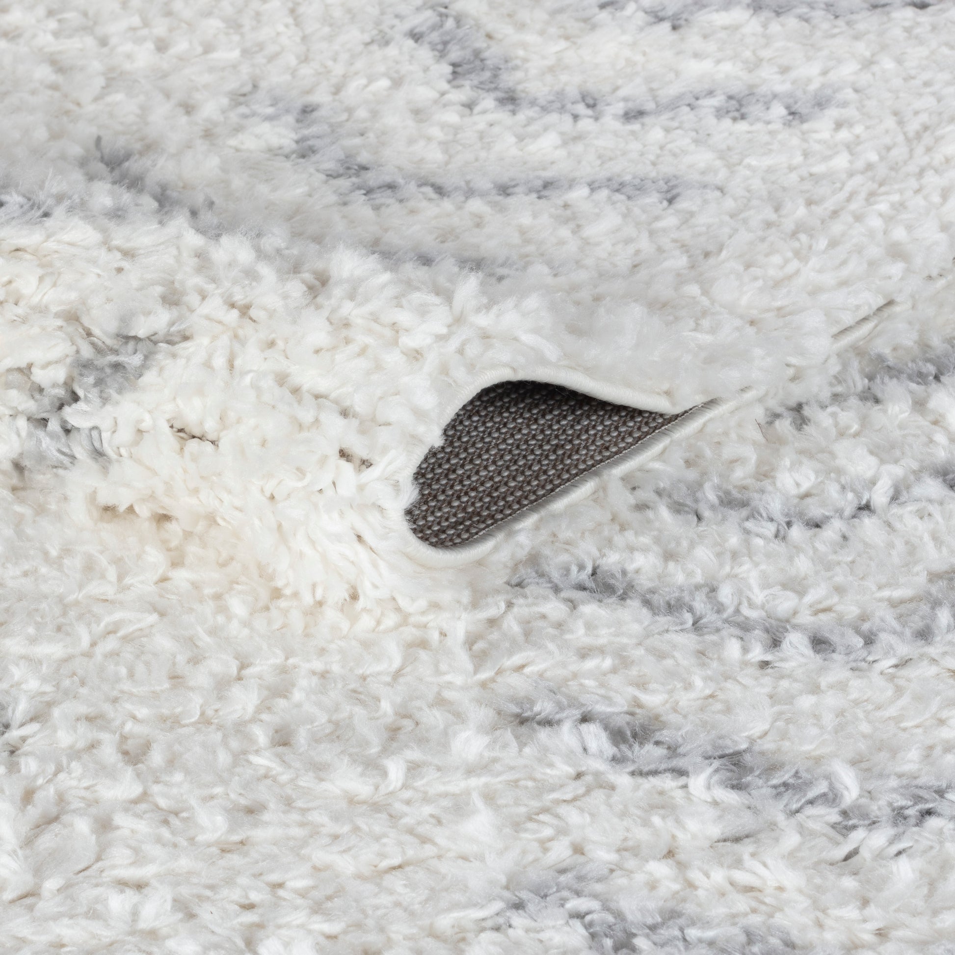 Panama Shaggy 08685A Grey & Cream Carpet – Stylish Contrast with Cozy Texture