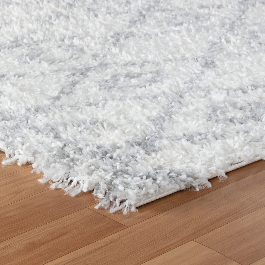 Panama Shaggy 08697A Grey & Cream Carpet – Contemporary Contrast with Soft Shaggy Texture