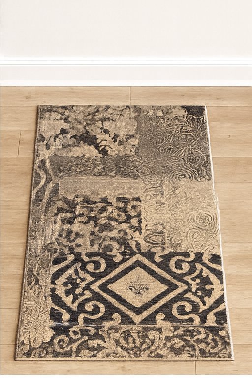 Capital Grey Vintage Carpet – Timeless Geometric Elegance for Modern Spaces